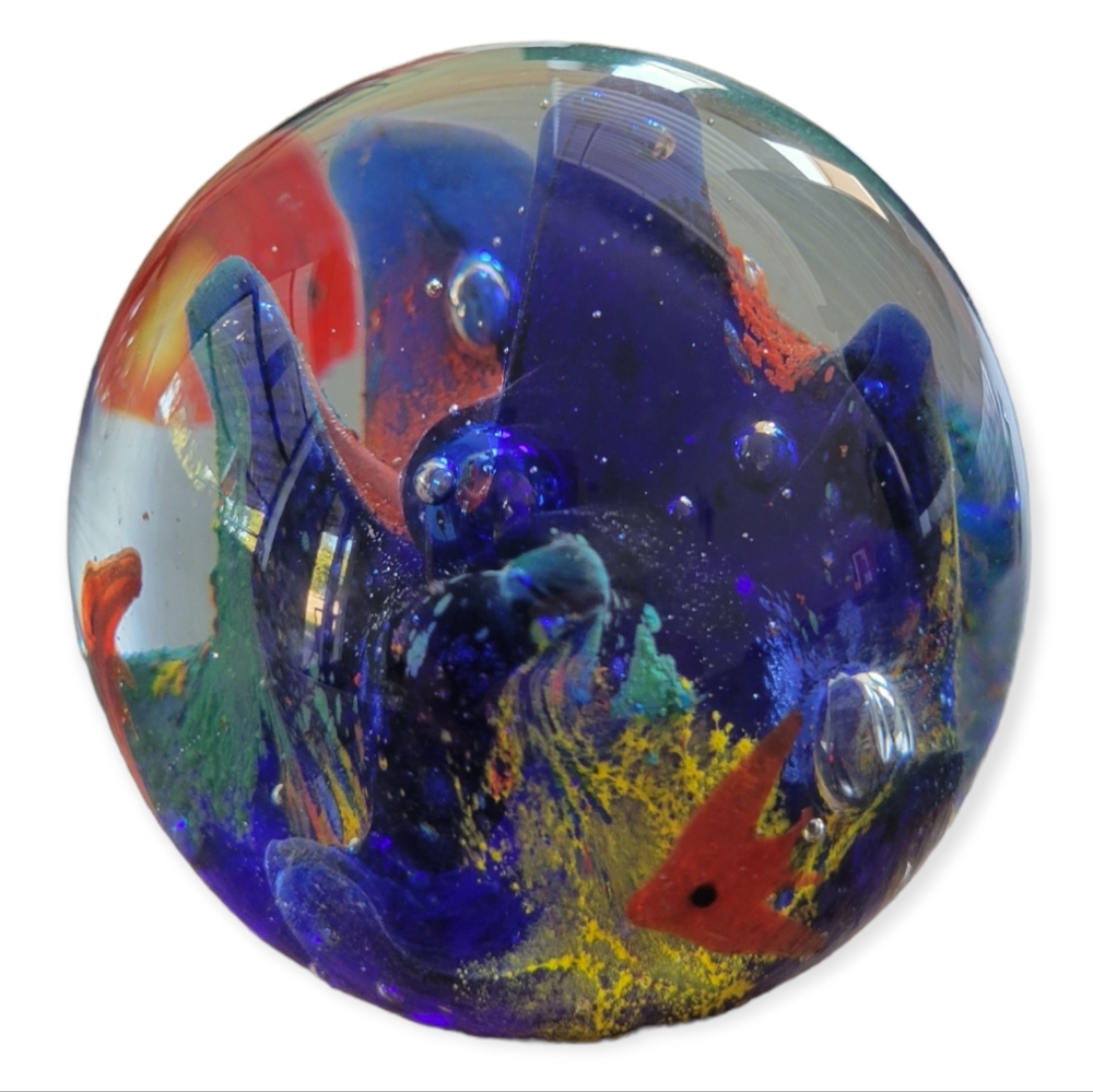Murano Style Glass Art Aquarium Paperweight - Picture 1 of 6